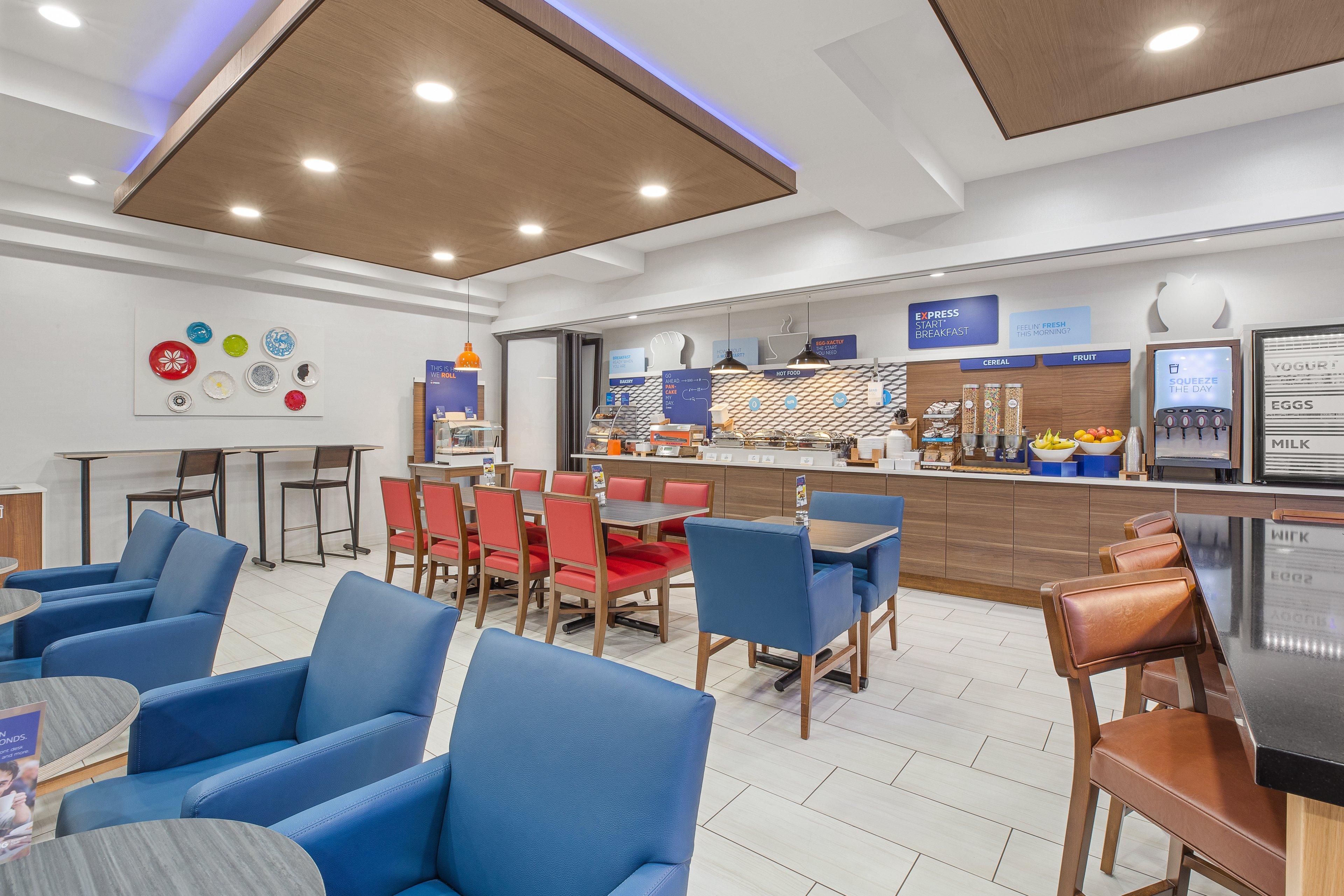 Holiday Inn Express & Suites Tacoma By Ihg Exterior foto